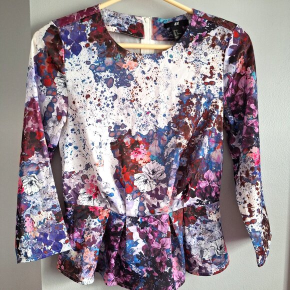 H&M Abstract Splattered Paint Floral Peplum Top - Picture 1 of 6
